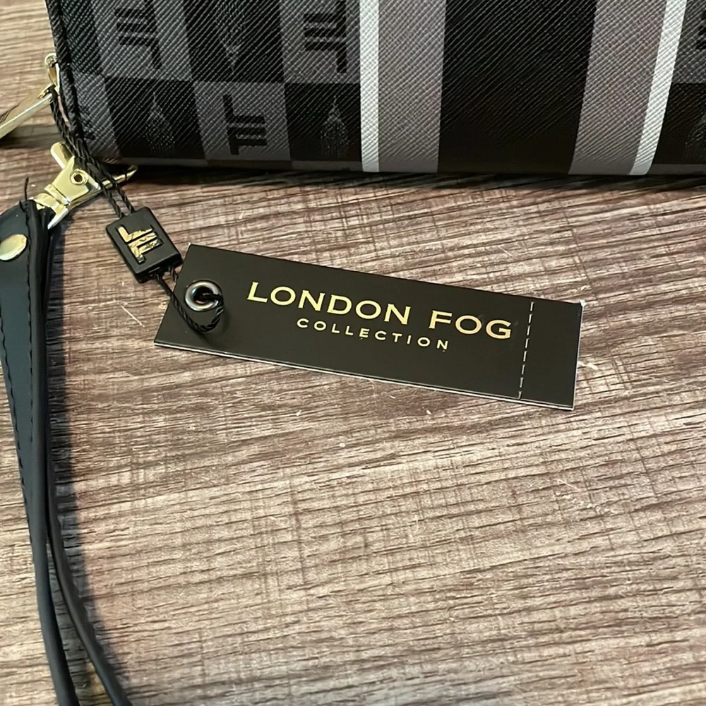 NEW!!! Ladies wallet by London Fog